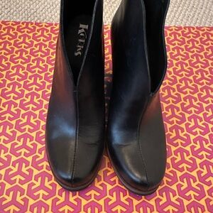 Korks Black Ankle Booties